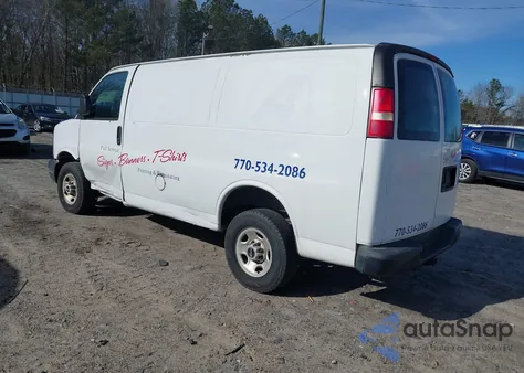 2004 GMC Savana Standard z USA, uszkodzony, nr VIN 1GTGG25V241242492